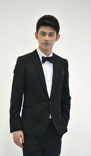 李萍 视觉与舞美负责人